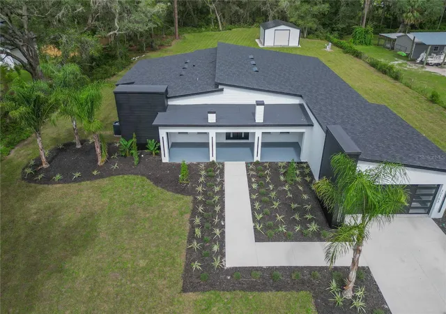 Photo 3 of Single family home for sale at 30563 Saffron Ave, Eustis, FL 32736 | MLS# O6448370 | Listing updated on 2026-10-23