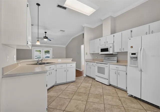 Photo 4 of Single family home for sale at 8319 SW 61st Place, Gainesville, FL 32608 | MLS# GC544043 | Listing updated on 2026-10-20