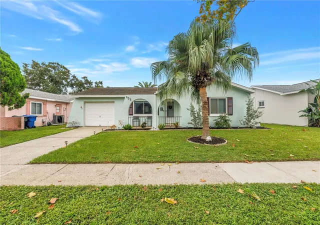 Photo 1 of Single family home for sale at 605 5th Avenue SE, Largo, FL 33771 | MLS# TB8556209 | Listing updated on 2026-10-09