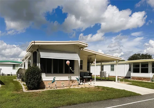 Photo 2 of Manufactured home for sale at 351 Hawthorne Blvd, Leesburg, FL 34748 | MLS# G5118819 | Listing updated on 2026-10-11