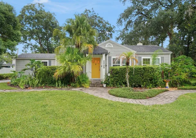 Single family home for sale at 2005 E Marks St, ORLANDO, FL 32803 | MLS# O6448374