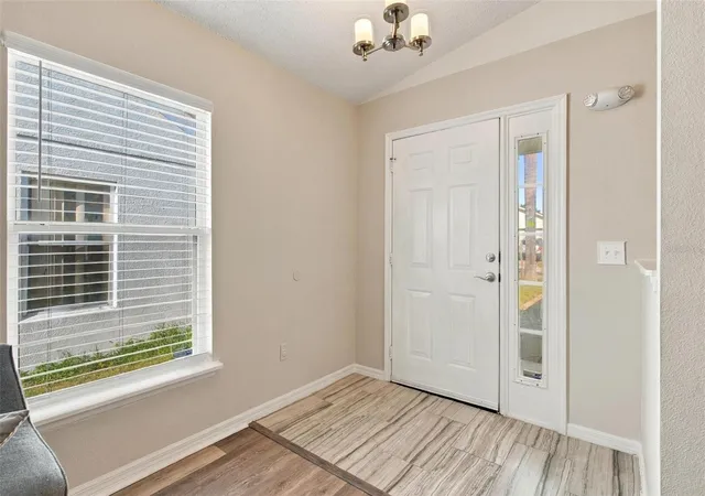 Photo 4 of Single family home for sale at 945 Clear Crk Cir, Clermont, FL 34714 | MLS# G5118821 | Listing updated on 2026-10-20