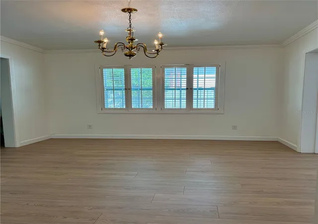 Photo 4 of Single family home for sale at 207 W Davis Blvd, Tampa, FL 33606 | MLS# TB8556218 | Listing updated on 2026-10-20