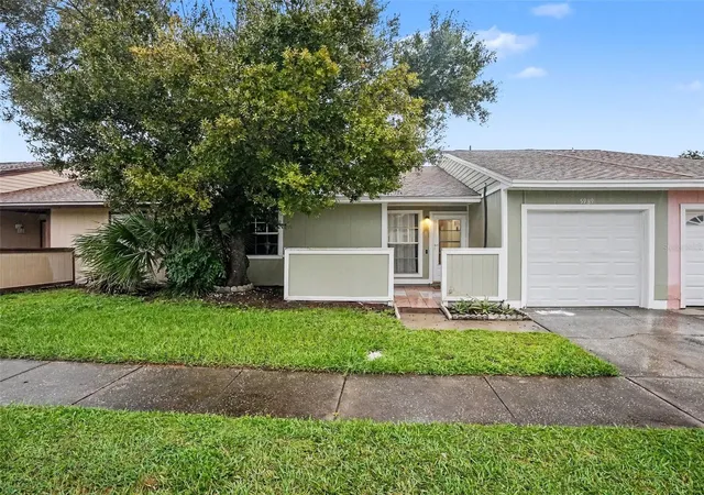 Photo 2 of Townhouse for sale at 5989 Talavera St, Orlando, FL 32807 | MLS# O6448383 | Listing updated on 2026-10-10