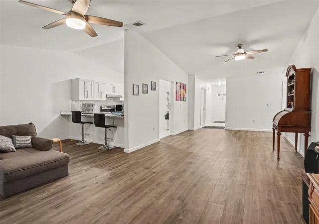 Photo 4 of Townhouse for sale at 5989 Talavera St, Orlando, FL 32807 | MLS# O6448383 | Listing updated on 2026-10-10
