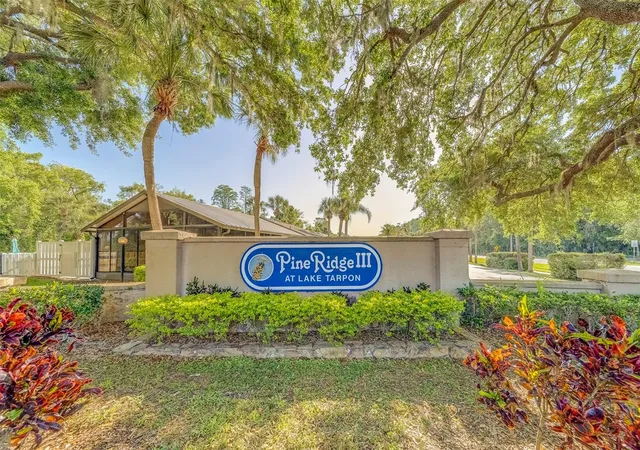 Photo 3 of Single family home for sale at 3135 Charter Clb Dr #G, Tarpon Springs, FL 34688 | MLS# TB8556220 | Listing updated on 2026-10-08