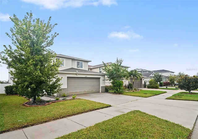 Photo 3 of Single family home for sale at 10439 Laguna Plains Dr, Riverview, FL 33578 | MLS# TB8556221 | Listing updated on 2026-10-10
