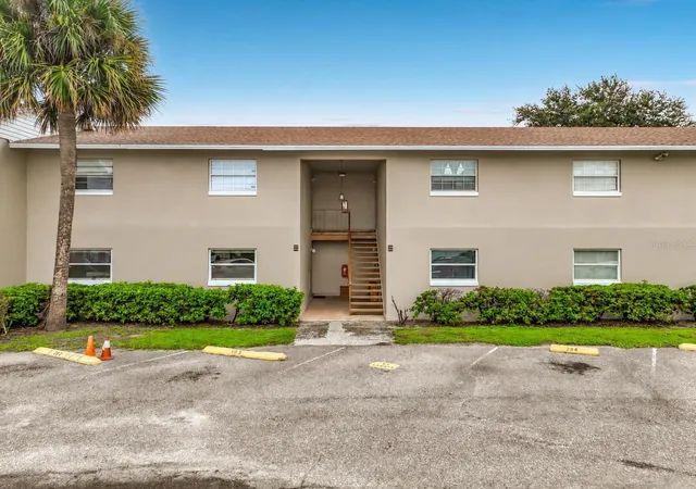 Photo 1 of Condo for sale at 5885 Dahlia Dr #103, Orlando, FL 32807 | MLS# O6448384 | Listing updated on 2026-10-09