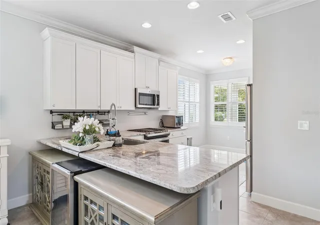 Photo 3 of Single family home for sale at 1305 Hayton Ave, Deland, FL 32724 | MLS# O6448386 | Listing updated on 2026-10-09