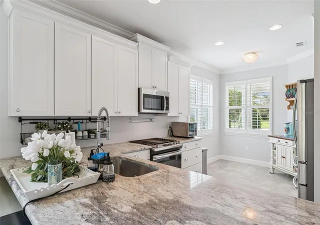 Photo 4 of Single family home for sale at 1305 Hayton Ave, Deland, FL 32724 | MLS# O6448386 | Listing updated on 2026-10-09