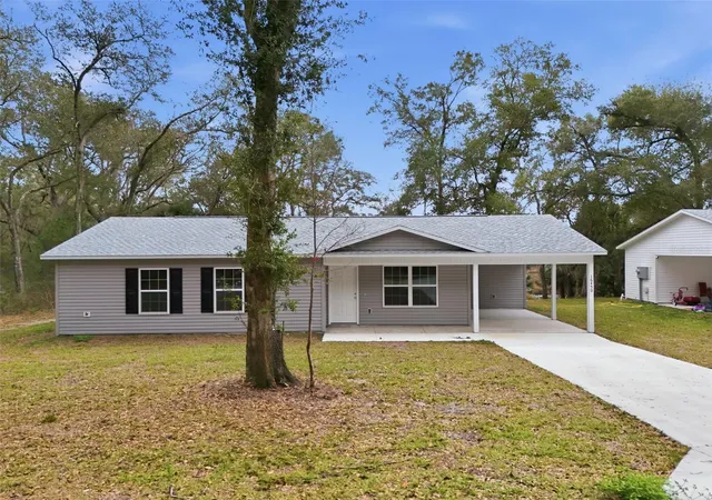 Photo 2 of Single family home for sale at 16450 SE 57th Place, Ocklawaha, FL 32179 | MLS# OM733696 | Listing updated on 2026-10-13