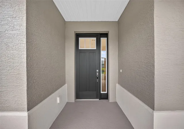 Photo 3 of Single family home for sale at 10408 Sw 106th Court, Ocala, FL 34481 | MLS# OM733697 | Listing updated on 2026-10-09