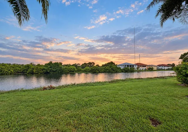 Photo 3 of Condo for sale at 211 Fernwood Cir #211, Seminole, FL 33777 | MLS# TB8556230 | Listing updated on 2026-10-23