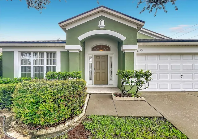 Photo 4 of Single family home for sale at 1199 Snug Harbor Dr, Casselberry, FL 32707 | MLS# O6448400 | Listing updated on 2026-10-11