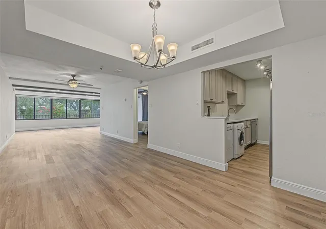 Photo 4 of Condo for sale at 3211 W Swann Ave #203, Tampa, FL 33609 | MLS# TB8556232 | Listing updated on 2026-10-09