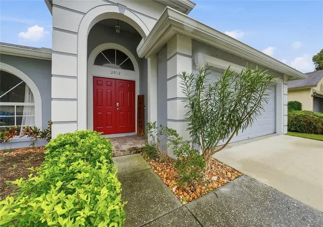 Photo 2 of Single family home for sale at 2012 Bridgehampton Pl, Brandon, FL 33511 | MLS# TB8556236 | Listing updated on 2026-10-09