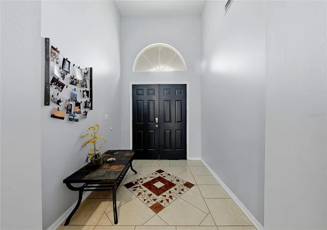 Photo 3 of Single family home for sale at 2012 Bridgehampton Pl, Brandon, FL 33511 | MLS# TB8556236 | Listing updated on 2026-10-09