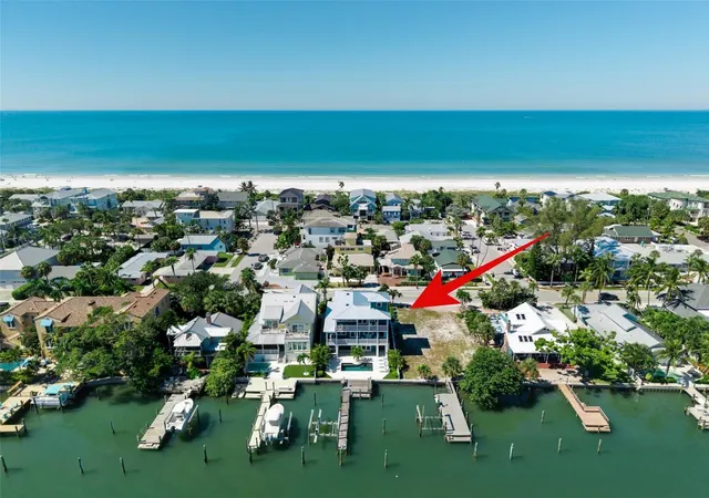 Photo 4 of Single family home for sale at 2503 Pass A Grille Way, St Pete Beach, FL 33706 | MLS# TB8556238 | Listing updated on 2026-10-30