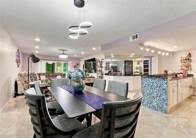 Photo 3 of Condo for sale at 2511 Dolly Bay Dr #104, Palm Harbor, FL 34684 | MLS# TB8556239 | Listing updated on 2026-10-09