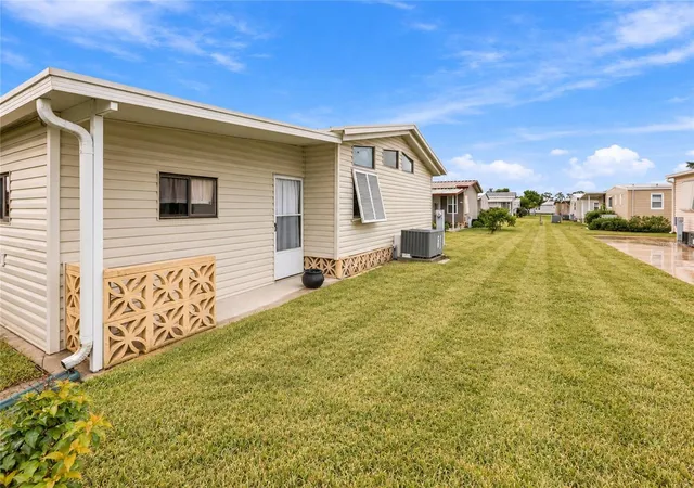 Photo 3 of Manufactured home for sale at 266 Camelot Dr, Nokomis, FL 34275 | MLS# A4708923 | Listing updated on 2026-10-09