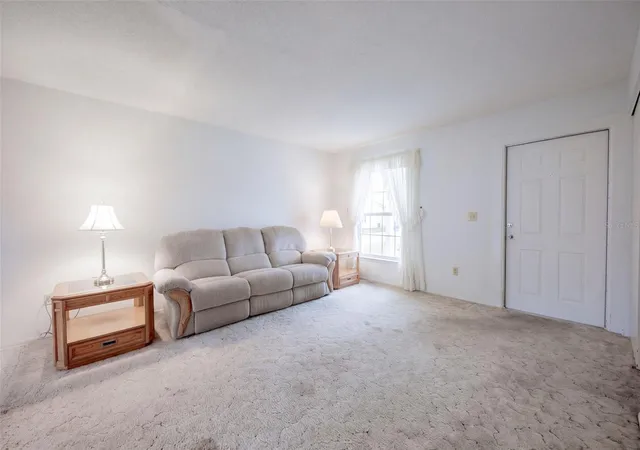 Photo 3 of Single family home for sale at 6657 Gunnell Ct, Orlando, FL 32809 | MLS# O6448404 | Listing updated on 2026-10-09
