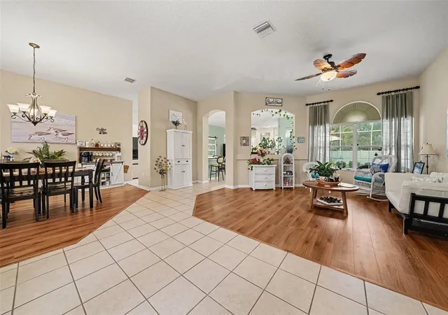 Photo 4 of Single family home for sale at 75 Brownstone Ln, Palm Coast, FL 32137 | MLS# O6448406 | Listing updated on 2026-10-09