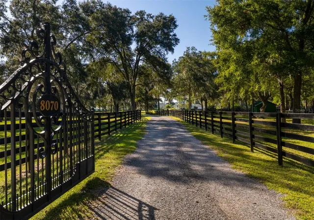 Photo 2 of House for sale at 8070 W Highway 326, Ocala, FL 34482 | MLS# OM733699 | Listing updated on 2026-10-23
