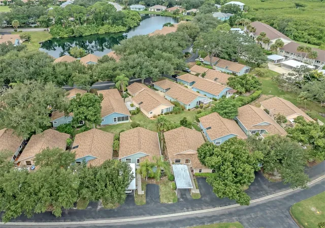 Photo 1 of Single family home for sale at 860 Chatham Dr #860, Venice, FL 34285 | MLS# C7531747 | Listing updated on 2026-10-10