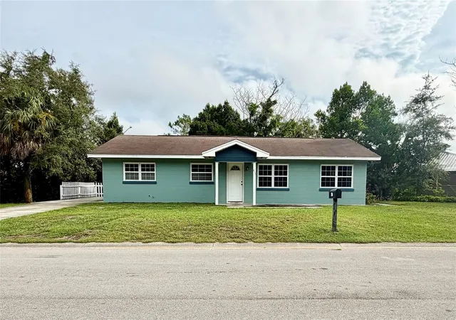 Single family home for sale at 613 Palm Ave, LAKE WALES, FL 33853 | MLS# K4903850