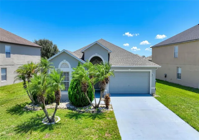 Single family home for sale at 2317 Walnut Cyn Dr, KISSIMMEE, FL 34758 | MLS# O6448412