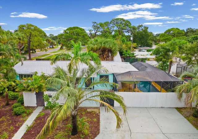 Photo 2 of Single family home for sale at 2375 N 81st Street, Saint Petersburg, FL 33710 | MLS# W7890199 | Listing updated on 2026-10-08