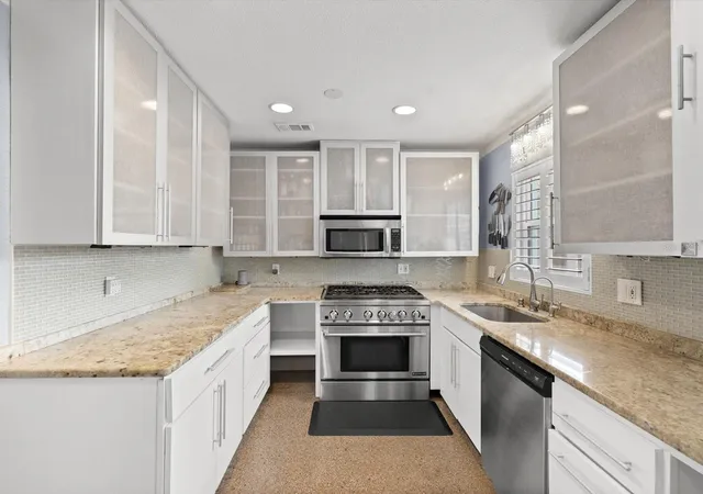 Photo 4 of Single family home for sale at 2375 N 81st Street, Saint Petersburg, FL 33710 | MLS# W7890199 | Listing updated on 2026-10-09