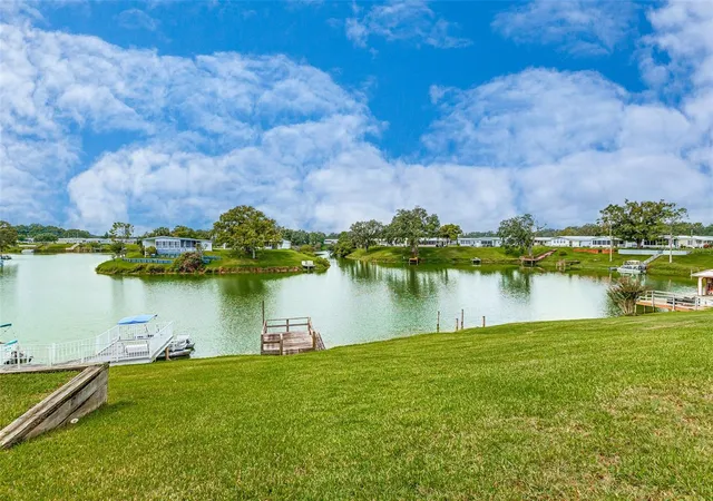 Photo 2 of Manufactured home for sale at 2055 S Floral Ave #224, Bartow, FL 33830 | MLS# L4965640 | Listing updated on 2026-10-09