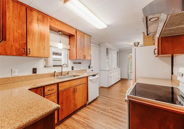 Photo 3 of Manufactured home for sale at 2055 S Floral Ave #224, Bartow, FL 33830 | MLS# L4965640 | Listing updated on 2026-10-09