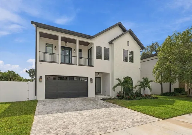 Photo 2 of Single family home for sale at 3604 W Leona St, Tampa, FL 33629 | MLS# TB8556254 | Listing updated on 2026-10-09