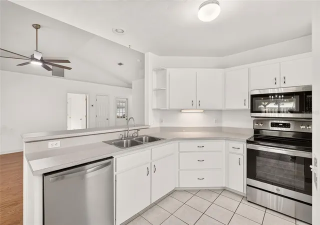Photo 2 of Single family home for sale at 13533 Nw 136th Avenue, Alachua, FL 32615 | MLS# GC544049 | Listing updated on 2026-10-10