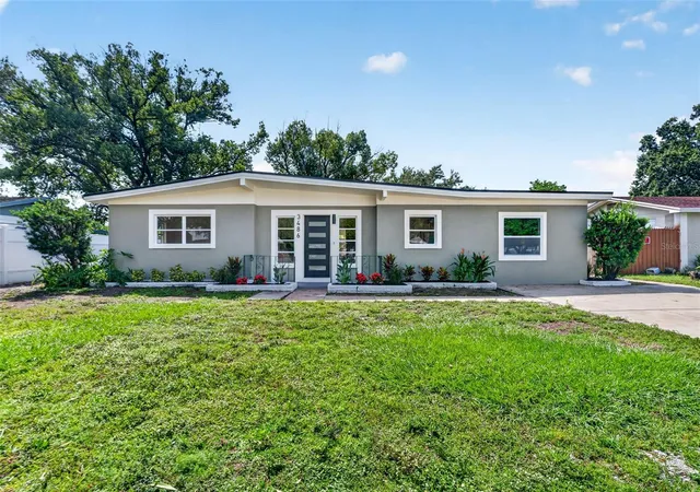 Photo 1 of Single family home for sale at 3486 Floral Dr, Largo, FL 33771 | MLS# TB8556267 | Listing updated on 2026-10-11
