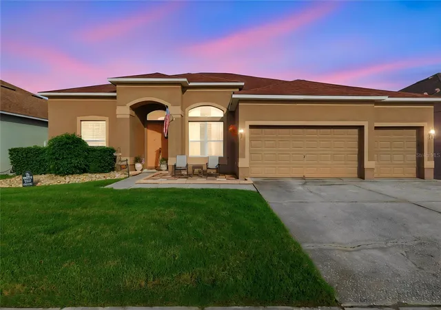 Photo 1 of Single family home for sale at 439 Fieldstream Blvd, Orlando, FL 32825 | MLS# O6448424 | Listing updated on 2026-10-14