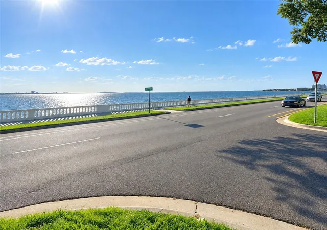 Photo 3 of Condo for sale at 4015 Bayshore Blvd #11A, Tampa, FL 33611 | MLS# TB8556269 | Listing updated on 2026-10-08