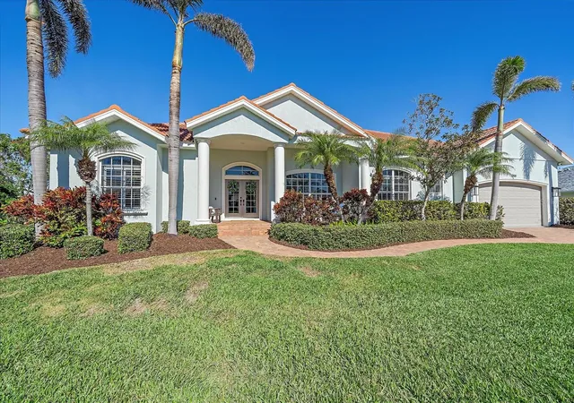 Photo 1 of Single family home for sale at 366 S Creek Ct, Osprey, FL 34229 | MLS# A4708943 | Listing updated on 2026-10-09