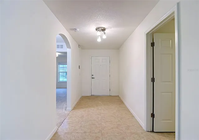 Photo 4 of Single family home for sale at 30541 Satinleaf Run, Brooksville, FL 34602 | MLS# OM733706 | Listing updated on 2026-10-09
