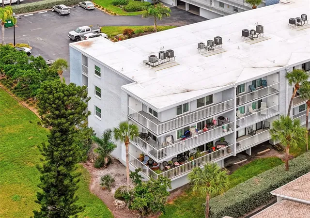 Photo 2 of Condo for sale at 719 Pinellas Bayway S #311, Saint Petersburg, FL 33715 | MLS# TB8556276 | Listing updated on 2026-10-09
