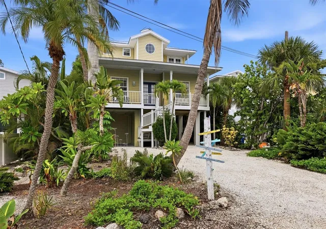 Photo 3 of Single family home for sale at 783 Jacaranda Rd, Anna Maria, FL 34216 | MLS# A4708951 | Listing updated on 2026-10-09