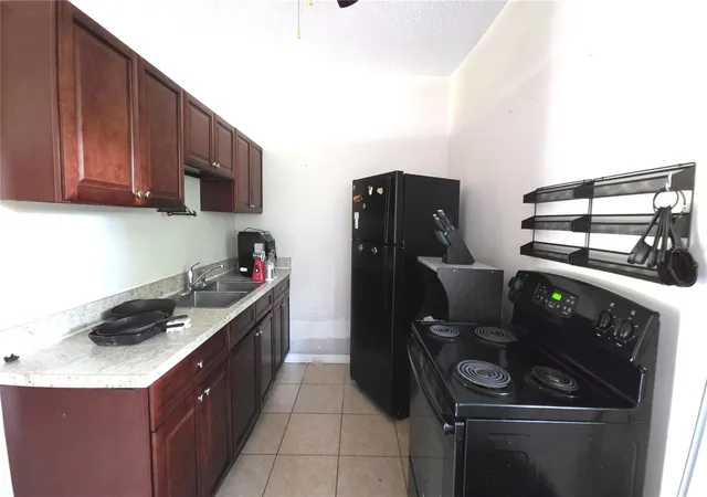 Photo 1 of Single family home for sale at 110 Club Rd, Sanford, FL 32771 | MLS# V4951718 | Listing updated on 2026-10-09
