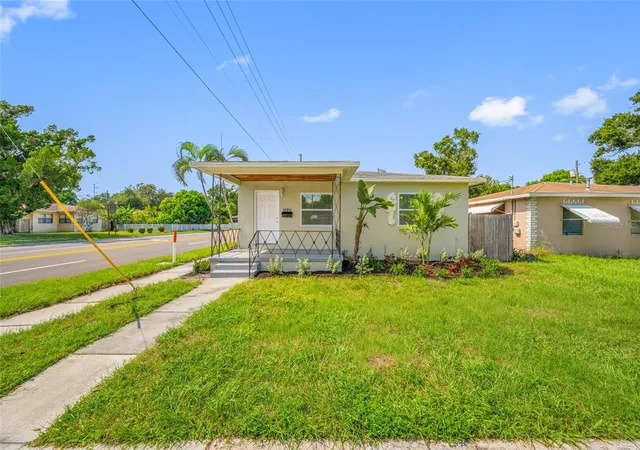 Photo 3 of Single family home for sale at 3800 26th Street N, Saint Petersburg, FL 33714 | MLS# TB8556294 | Listing updated on 2026-10-12