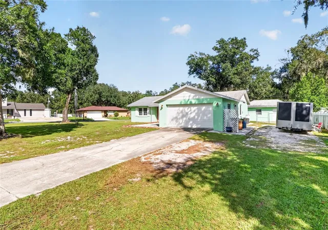 Photo 2 of Single family home for sale at 2140 Crk Side Dr, Lakeland, FL 33811 | MLS# L4965644 | Listing updated on 2026-10-19