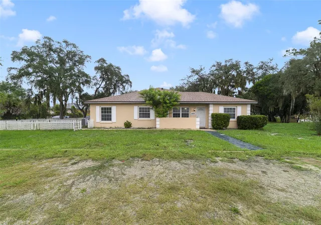 Photo 2 of Townhouse for sale at 1538 Sophie Blvd, Orlando, FL 32828 | MLS# O6448445 | Listing updated on 2026-10-09