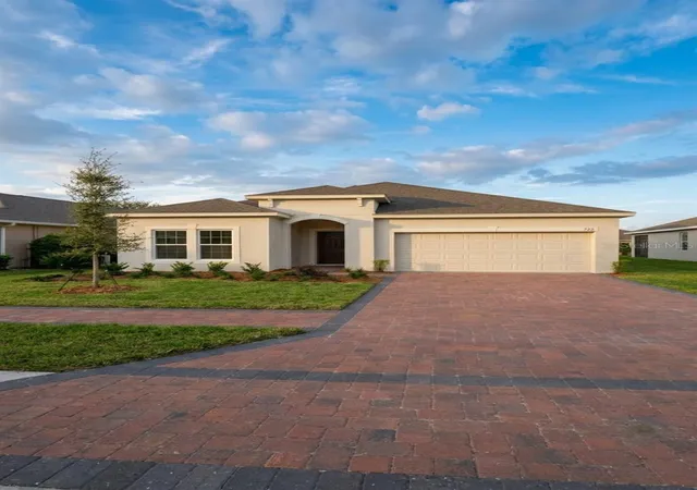 Single family home for sale at 732 Bridgeford Xing Blvd, DAVENPORT, FL 33837 | MLS# S5159154