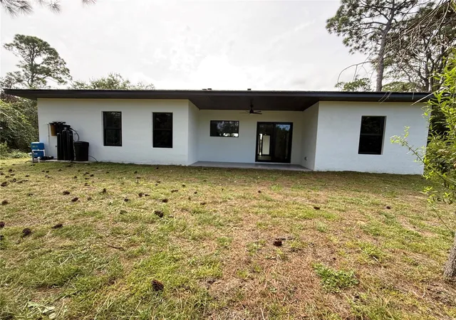 Photo 3 of Single family home for sale at 339 Roadrunner Ave, Sebring, FL 33870 | MLS# S5159155 | Listing updated on 2026-10-10