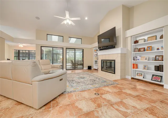 Photo 2 of Single family home for sale at 1422 Mallard Pl, Palm Harbor, FL 34683 | MLS# TB8556309 | Listing updated on 2026-10-10